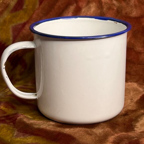 Vintage Enamel Sturdy Fines Lobster Mug Metal Camp Cup Enamel - Picture 3 of 6